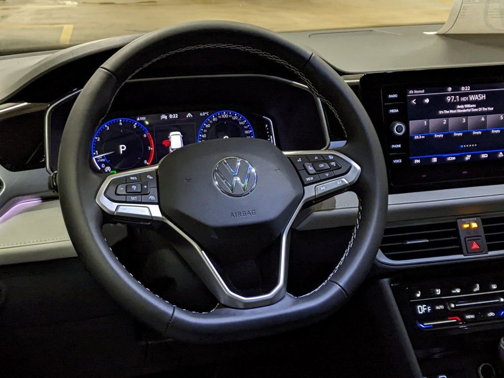 New 2026 Volkswagen Taos SEL AWD/4WD image 14