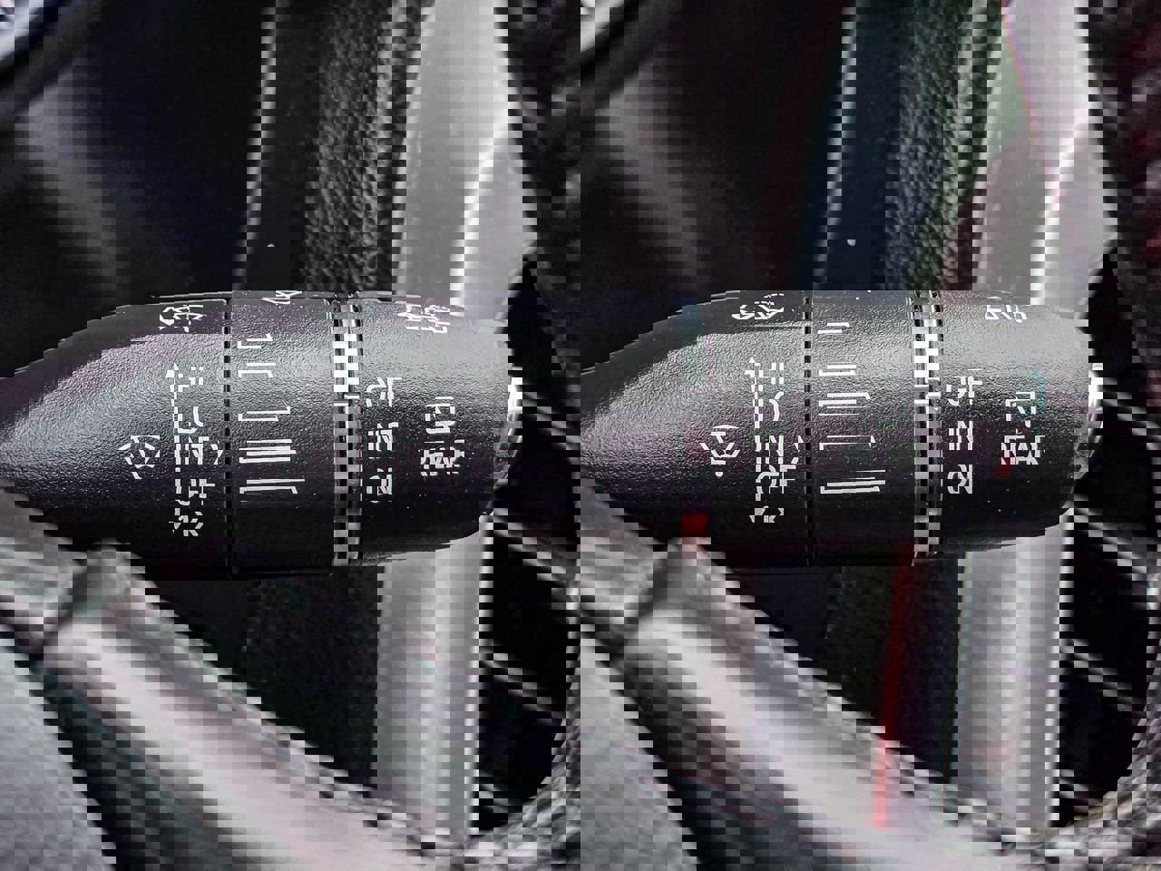 Used 2019 GMC Acadia SLE w/ LPO, Floor Liner Package image 28