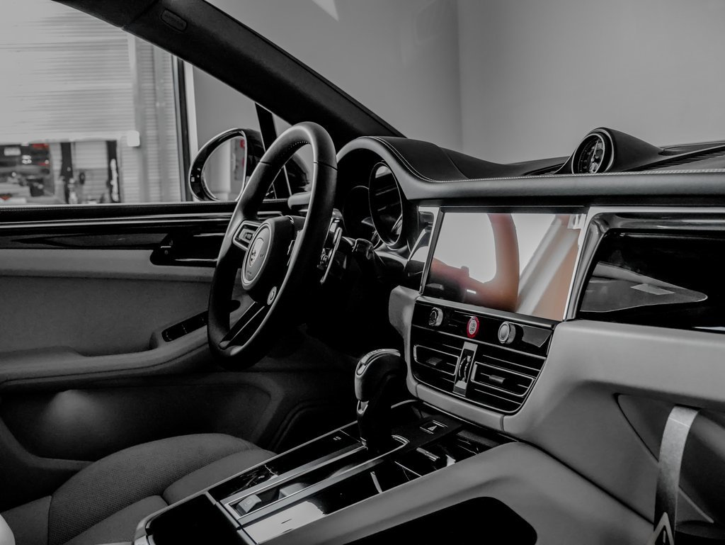 New 2026 Porsche Macan S image 30