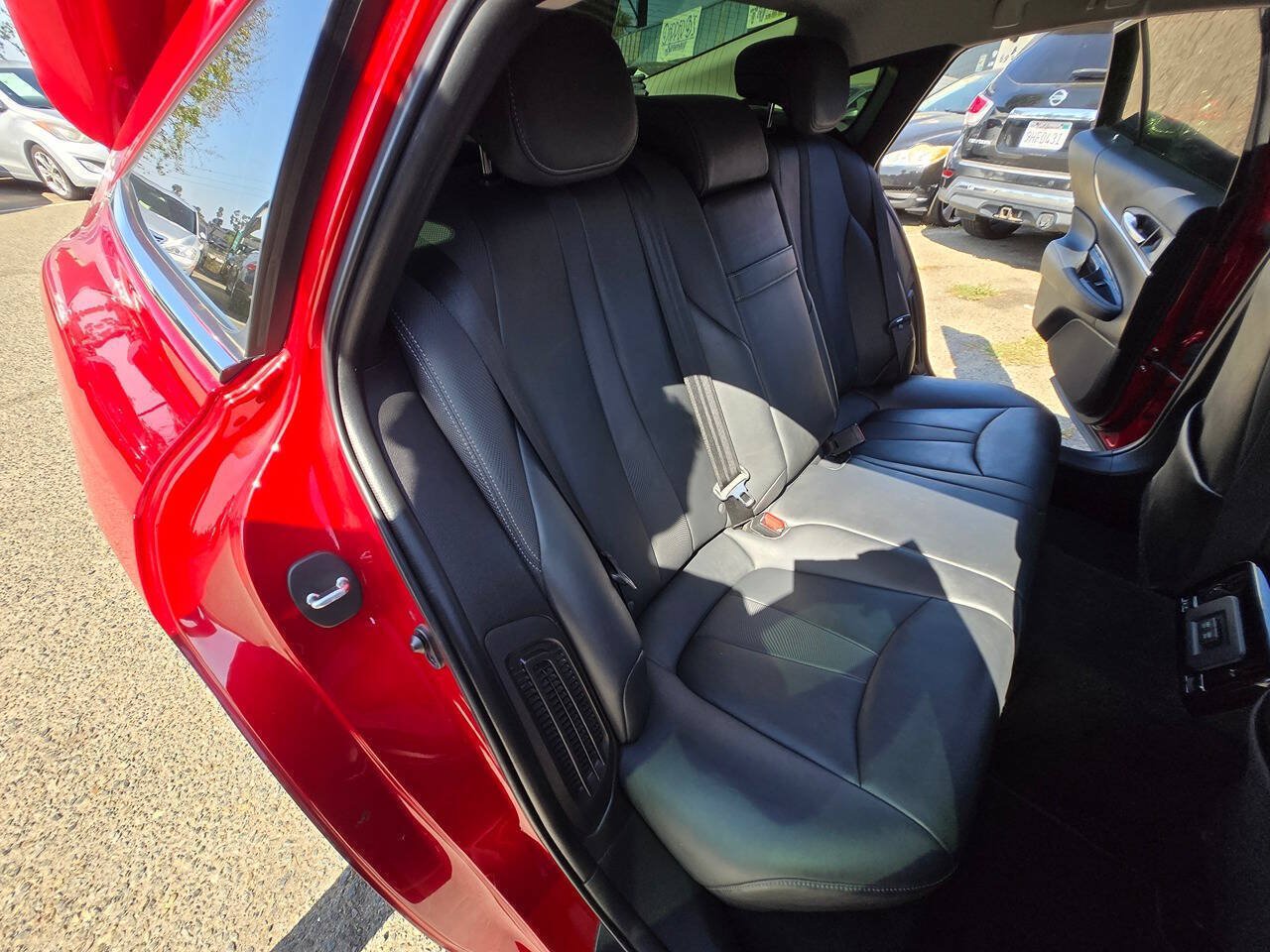 Used 2021 Toyota Mirai w/ Advanced Technology Package RWD image 31
