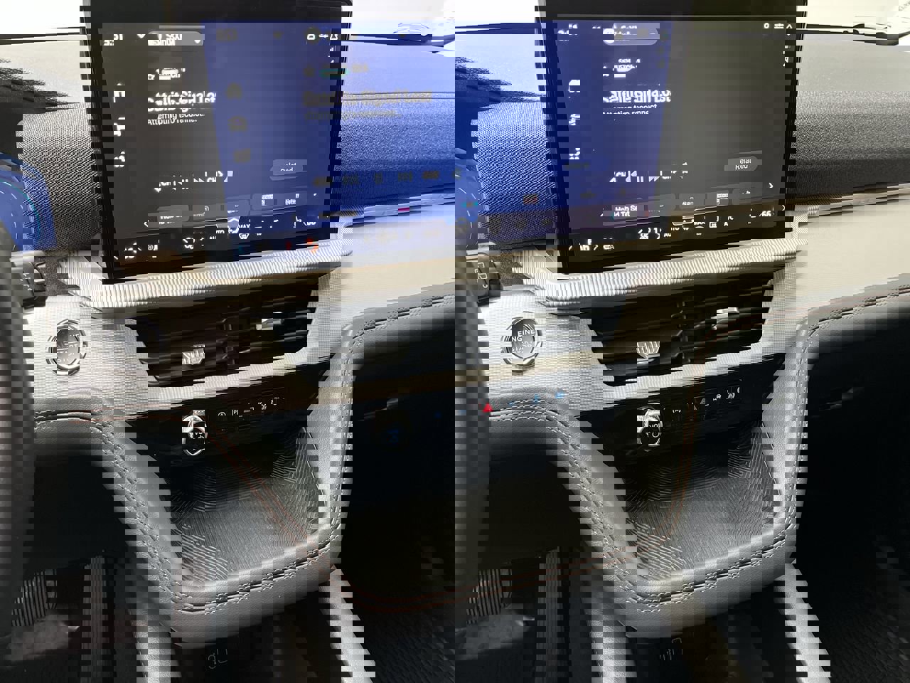 New 2026 Ford Explorer Active w/ Active Comfort Package image 19