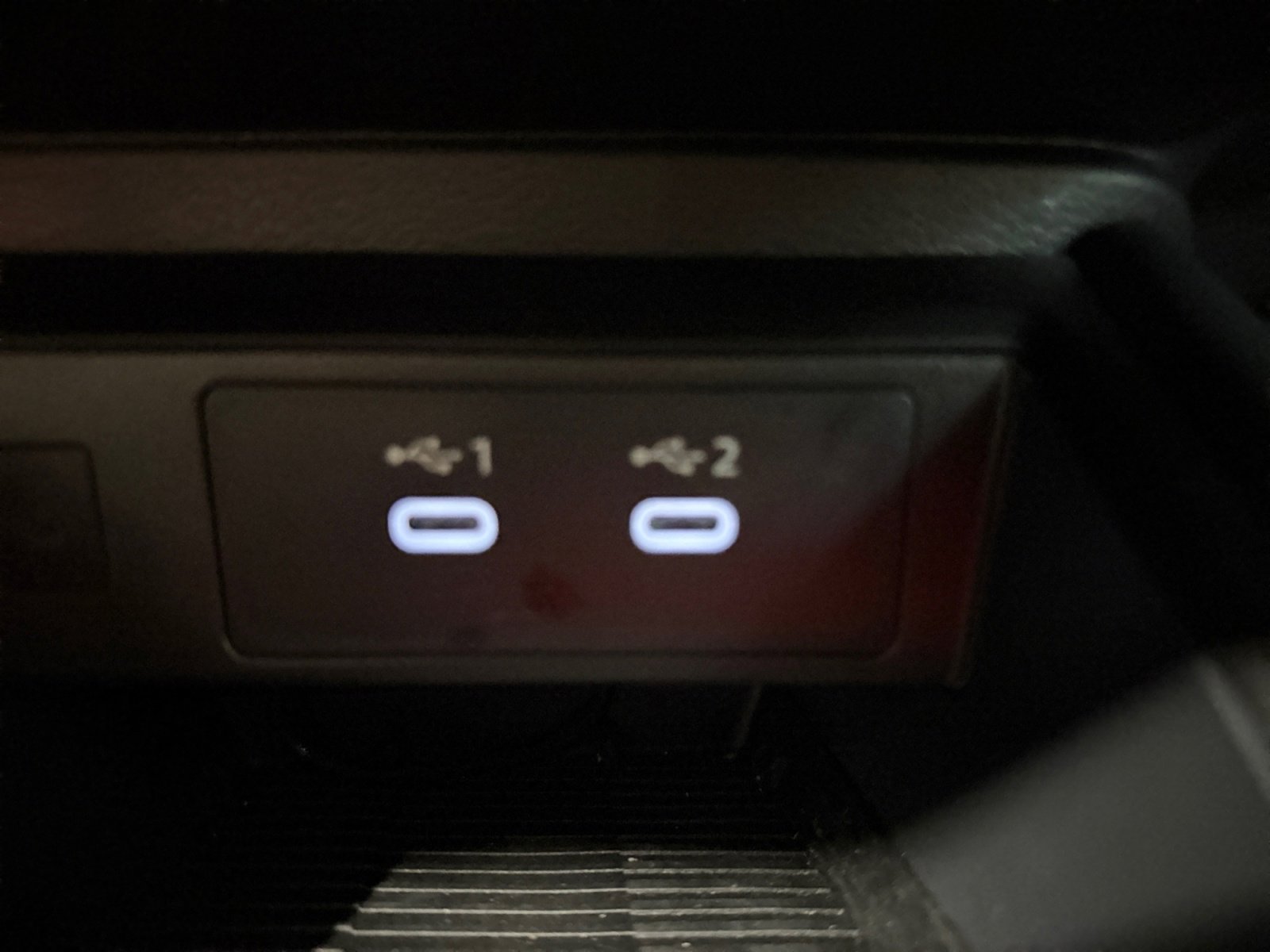 Used 2025 Nissan Kicks SR image 21