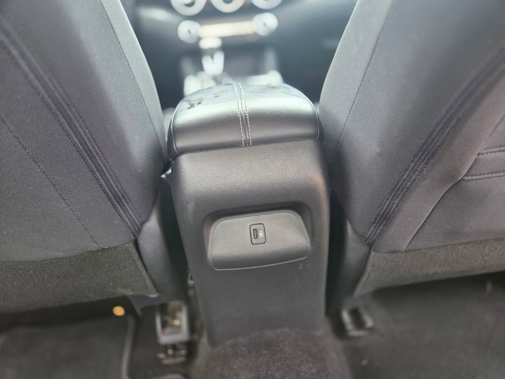 Used 2021 Nissan Sentra SV FWD image 12