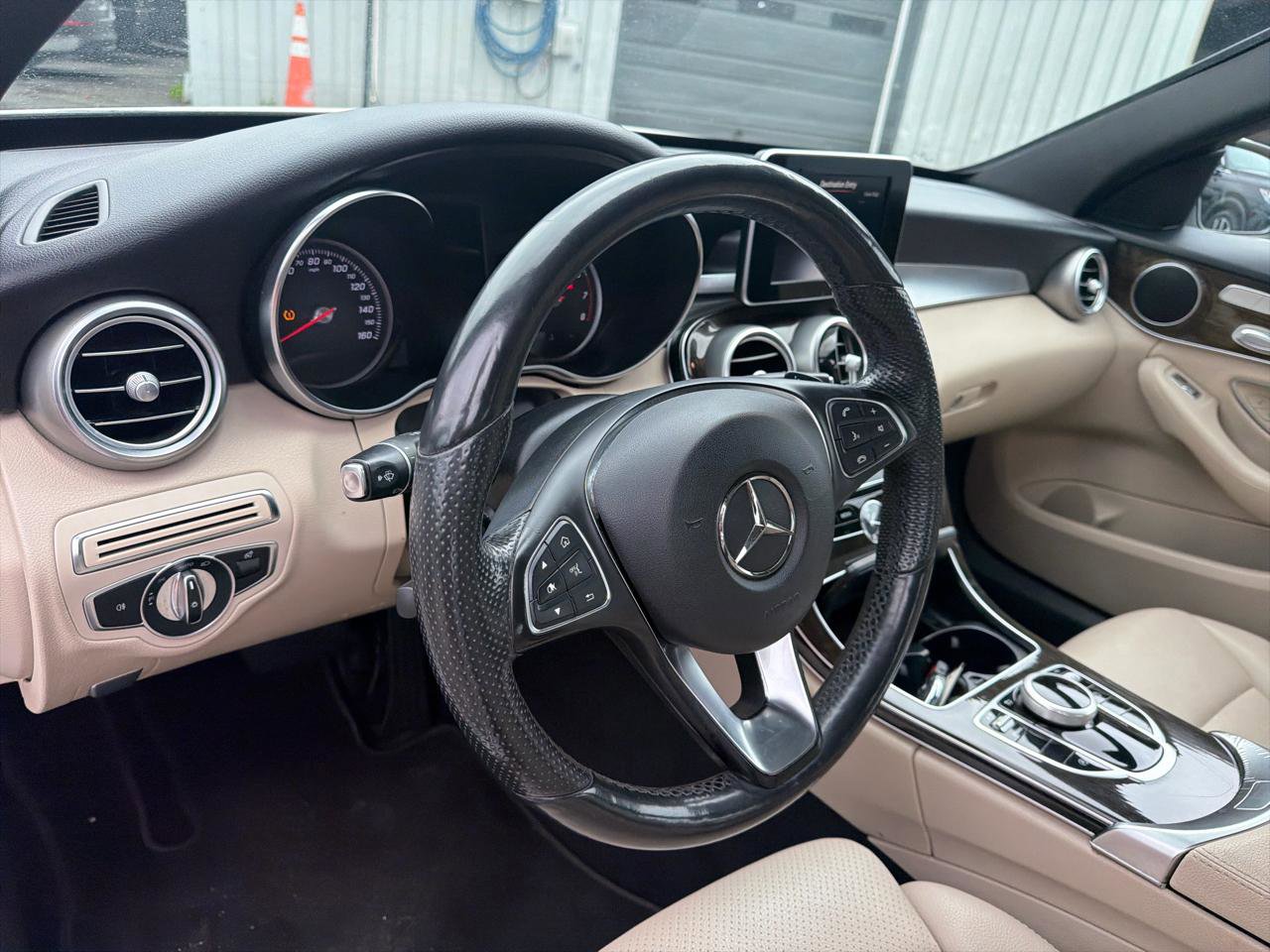Used 2018 Mercedes-Benz C 300 4MATIC Sedan image 21