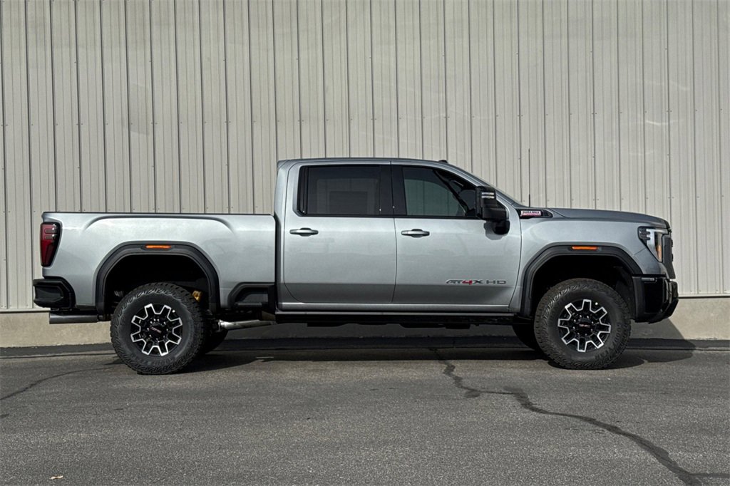 New 2026 GMC Sierra 2500 AT4X image 4