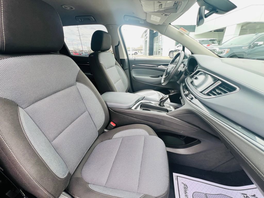 Used 2020 Buick Enclave Preferred image 35