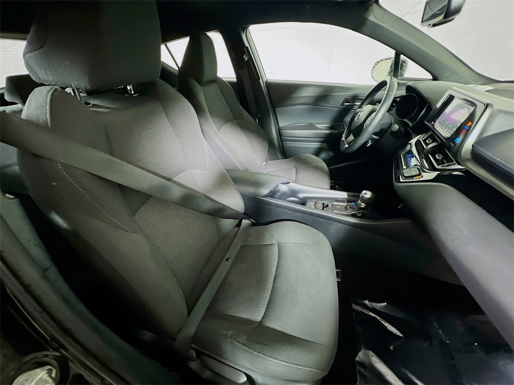 Certified 2018 Toyota C-HR XLE image 24
