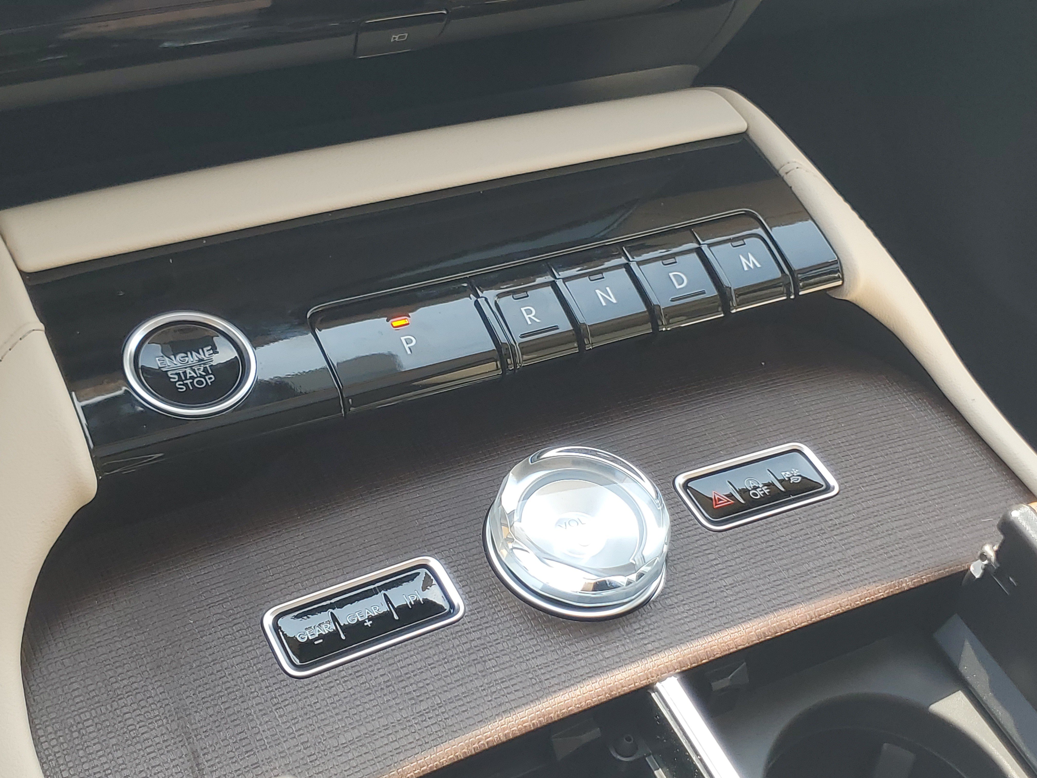 New 2027 Lincoln Navigator L Reserve AWD/4WD image 25