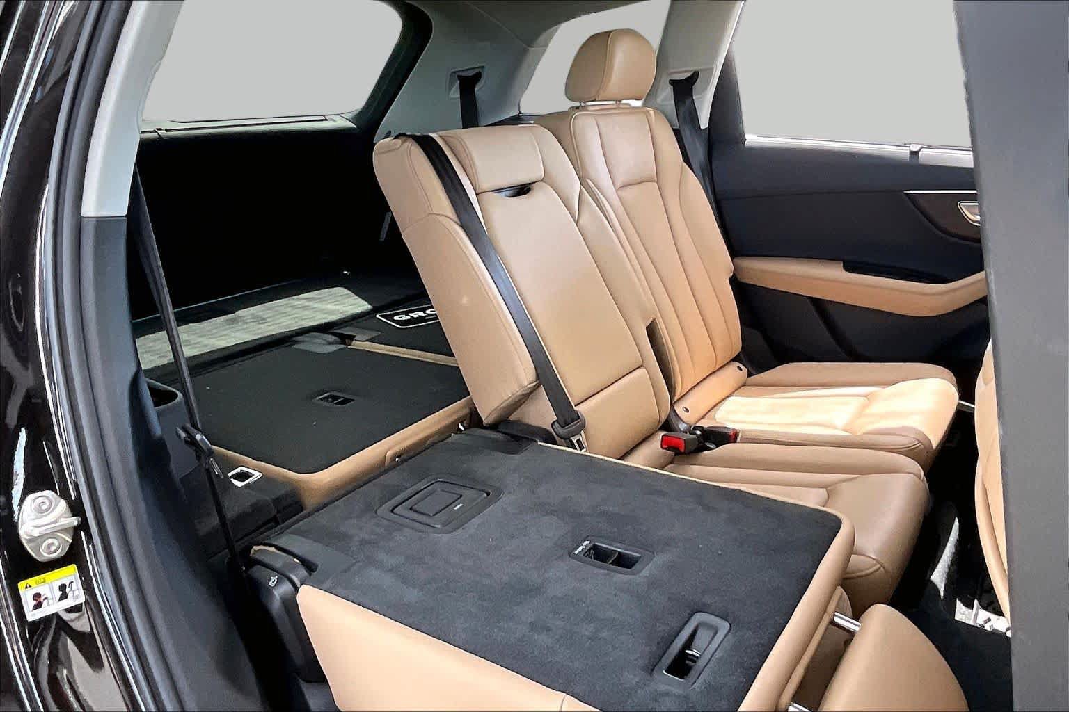 Used 2025 Audi Q7 2.0T Premium Plus w/ Premium Plus Package AWD/4WD image 19