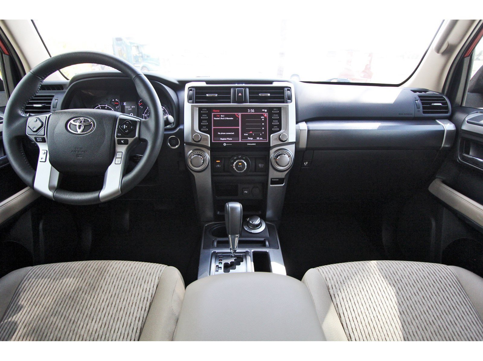 Used 2023 Toyota 4Runner SR5 AWD/4WD image 9