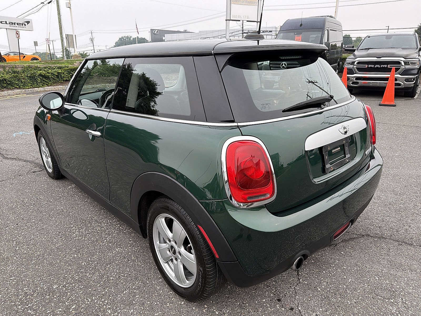 Used 2015 MINI Cooper 2-Door Hardtop FWD image 12
