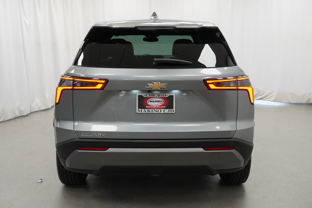 Used 2026 Chevrolet Equinox LT w/ Convenience Package II FWD image 12