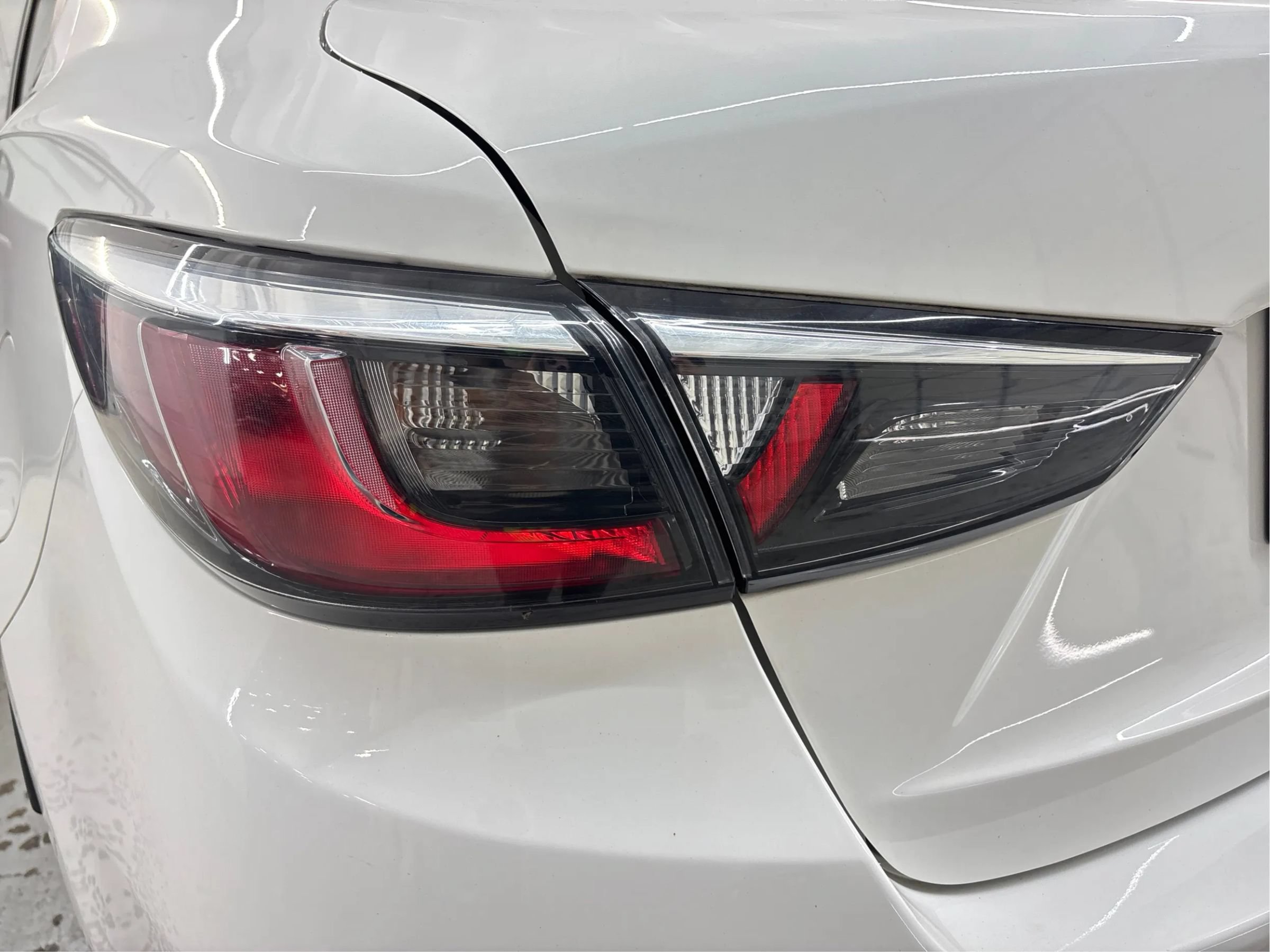 Used 2016 Scion iA FWD image 32