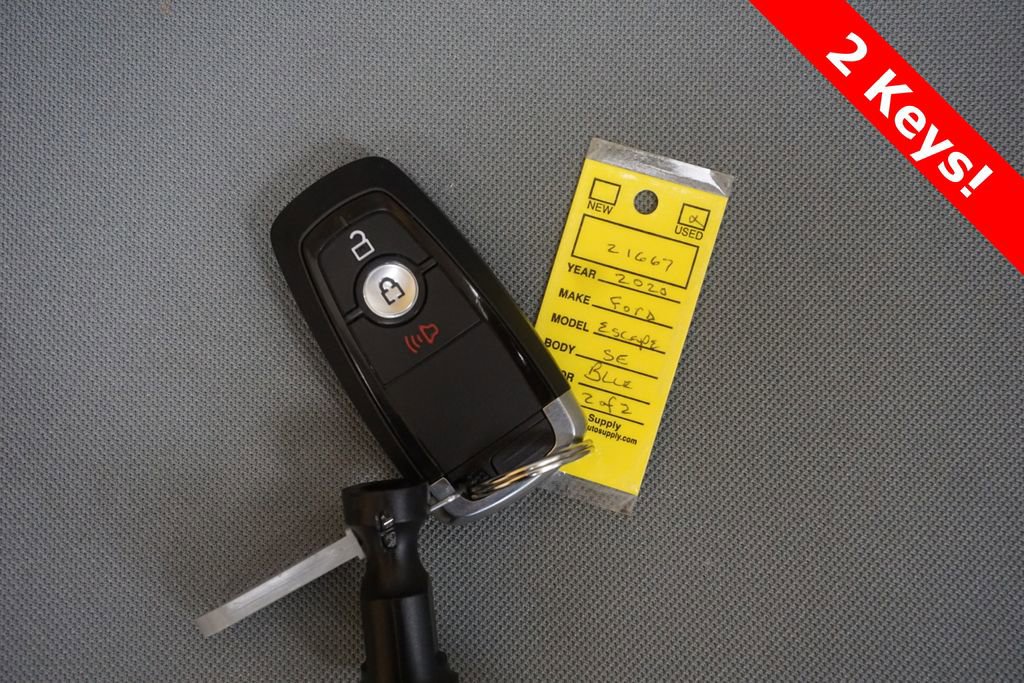Used 2020 Ford Escape SE image 30