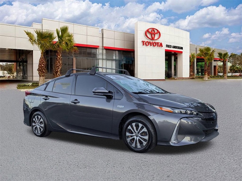 Certified 2020 Toyota Prius Prime LE image 2