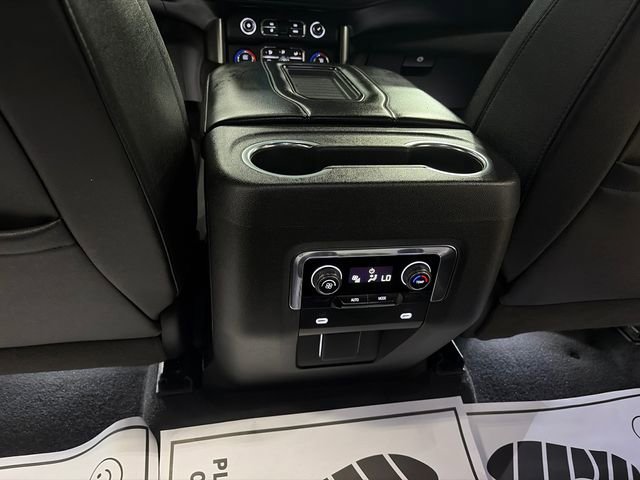 Used 2023 Chevrolet Suburban LT image 20