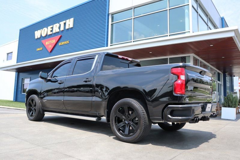 Used 2019 Chevrolet Silverado 1500 High Country w/ Technology Package image 4