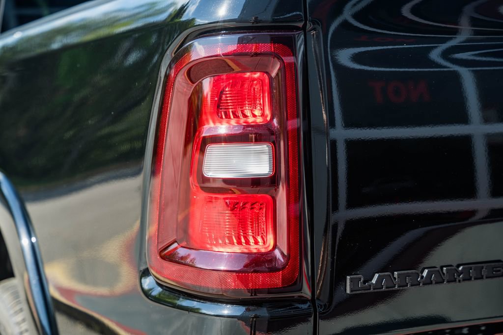 New 2026 RAM 1500 Laramie AWD/4WD image 7