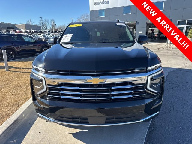 Used 2025 Chevrolet Tahoe LT image 2