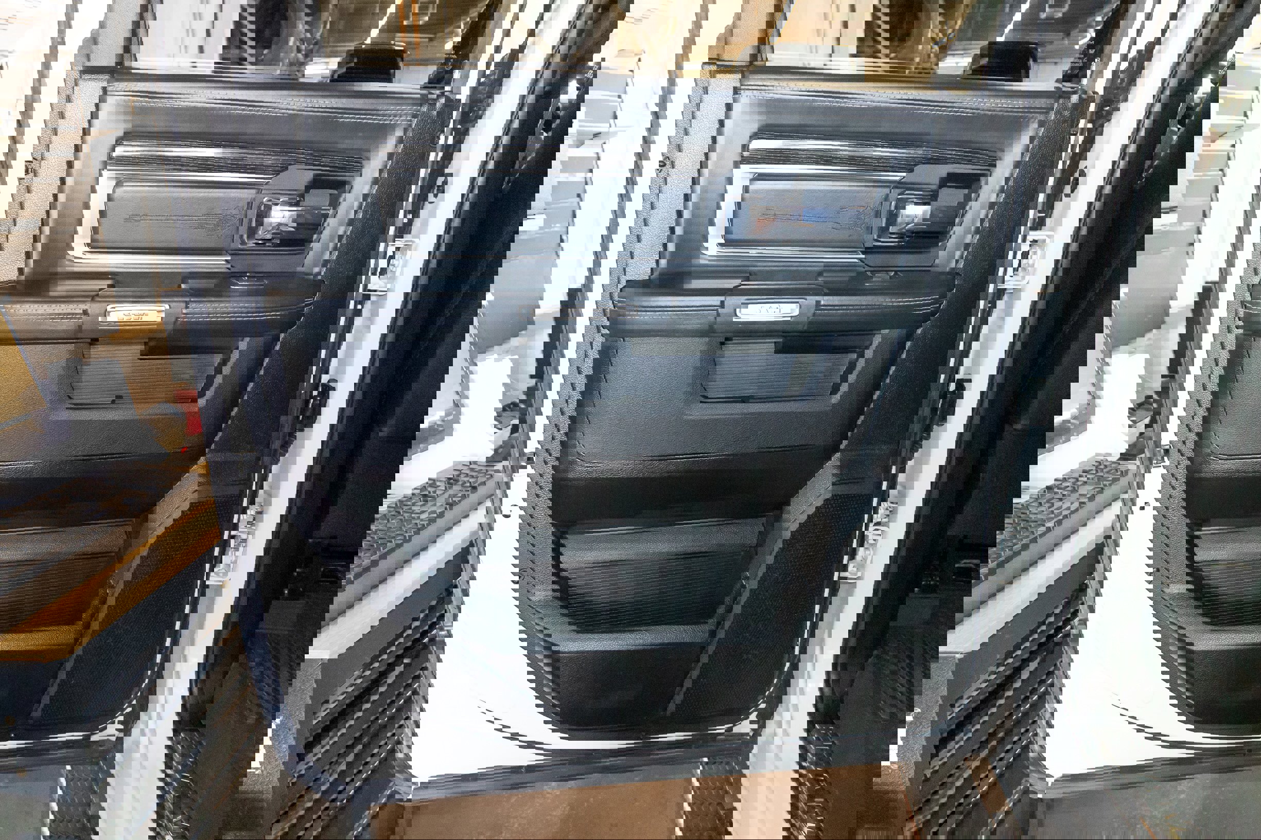 Used 2017 RAM 1500 Limited image 12