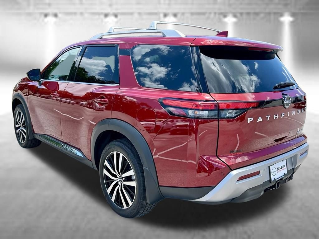 Certified 2025 Nissan Pathfinder Platinum w/ Cargo Package FWD image 9