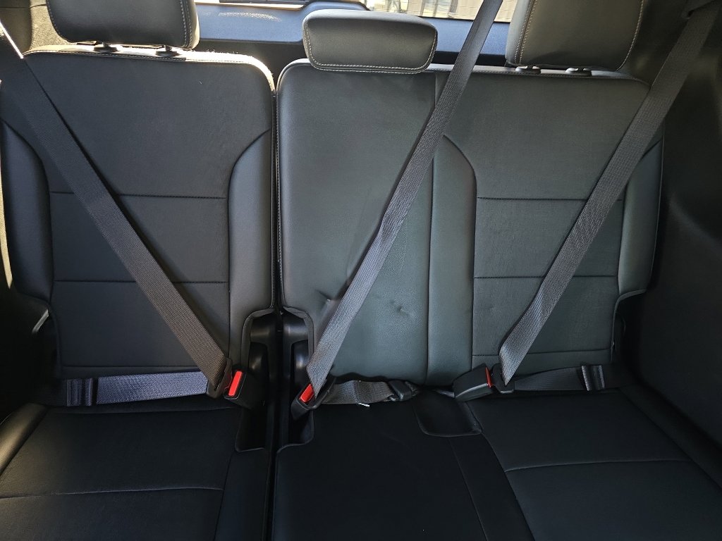 Used 2025 Buick Enclave Preferred image 35