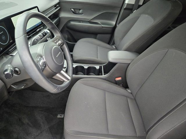 Certified 2025 Hyundai Kona SEL image 12