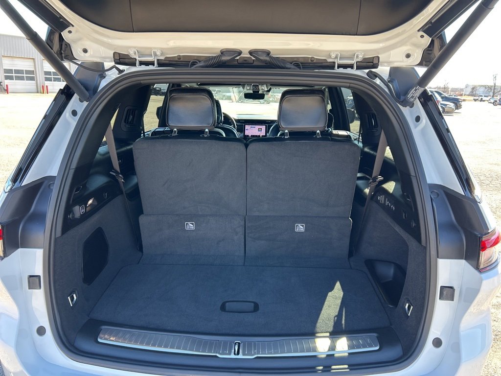 Used 2025 Jeep Grand Cherokee L Overland w/ Luxury Tech Group IV image 26