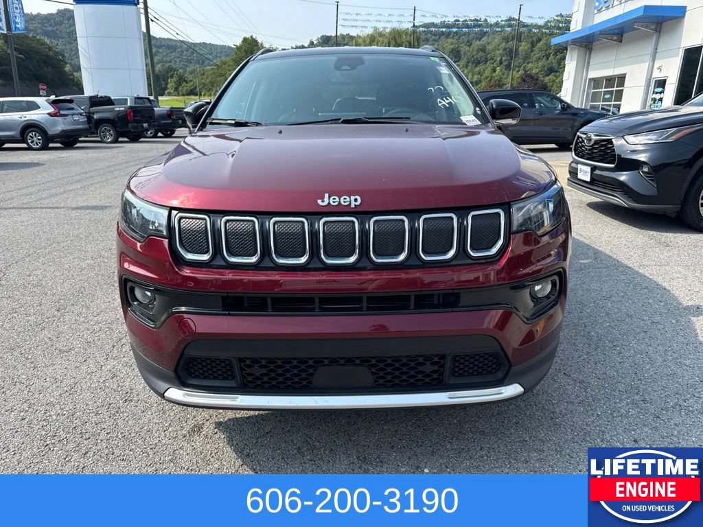 Used 2022 Jeep Compass Limited AWD/4WD image 3