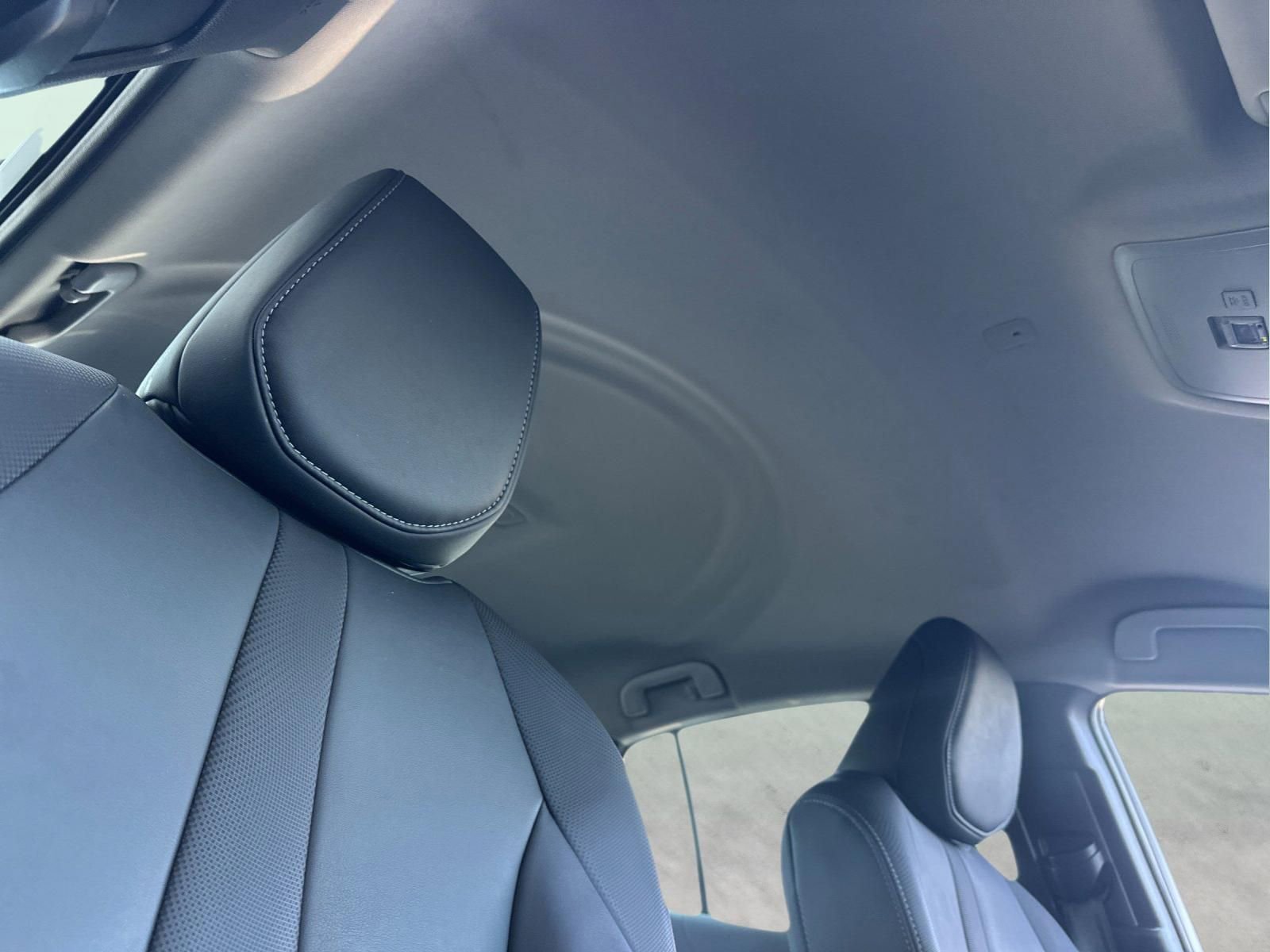 Used 2022 Toyota Mirai XLE w/ Advanced Technology Package image 16