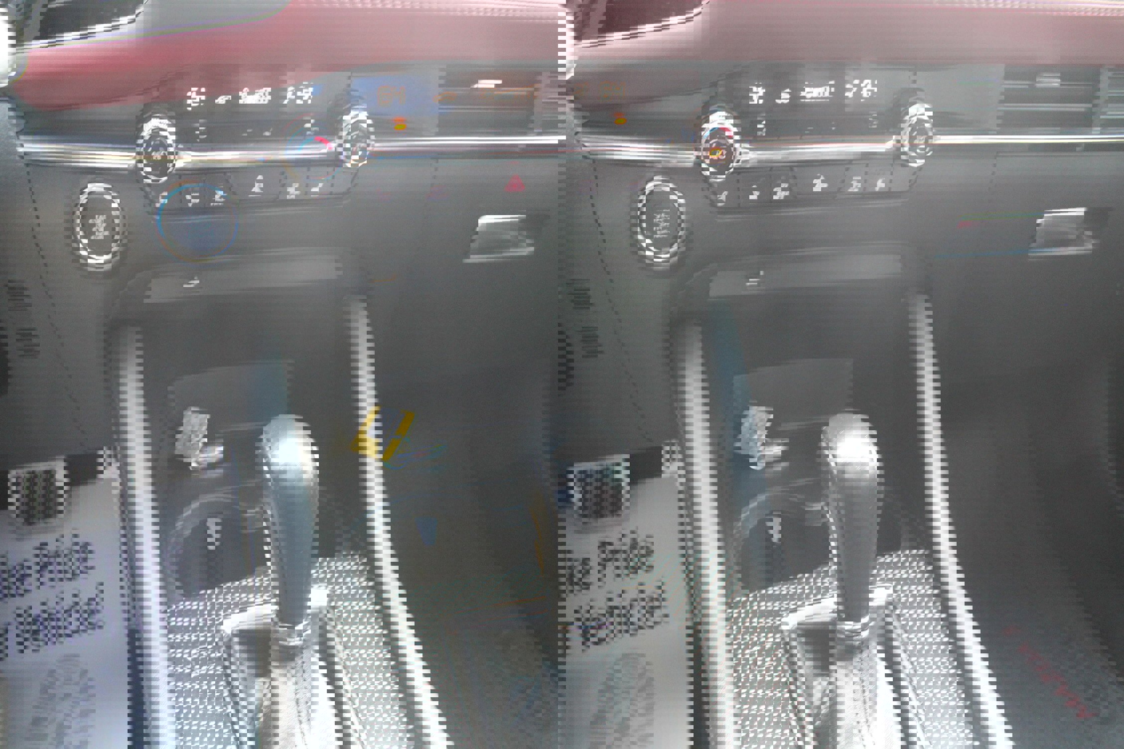 Used 2021 MAZDA MAZDA3 Hatchback w/Premium Plus Pkg image 12