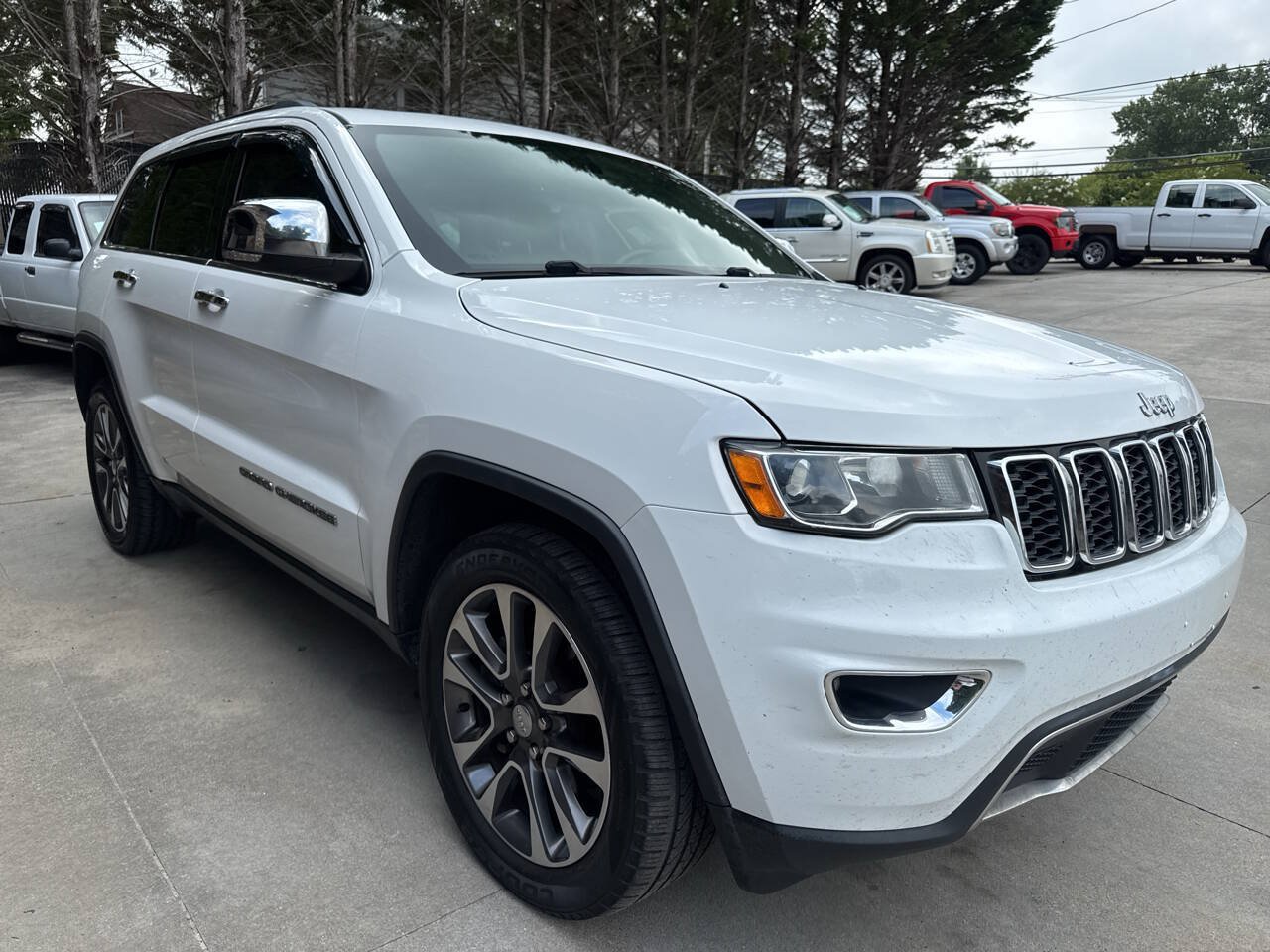 Used 2018 Jeep Grand Cherokee Limited w/ Trailer Tow Group IV AWD/4WD image 6
