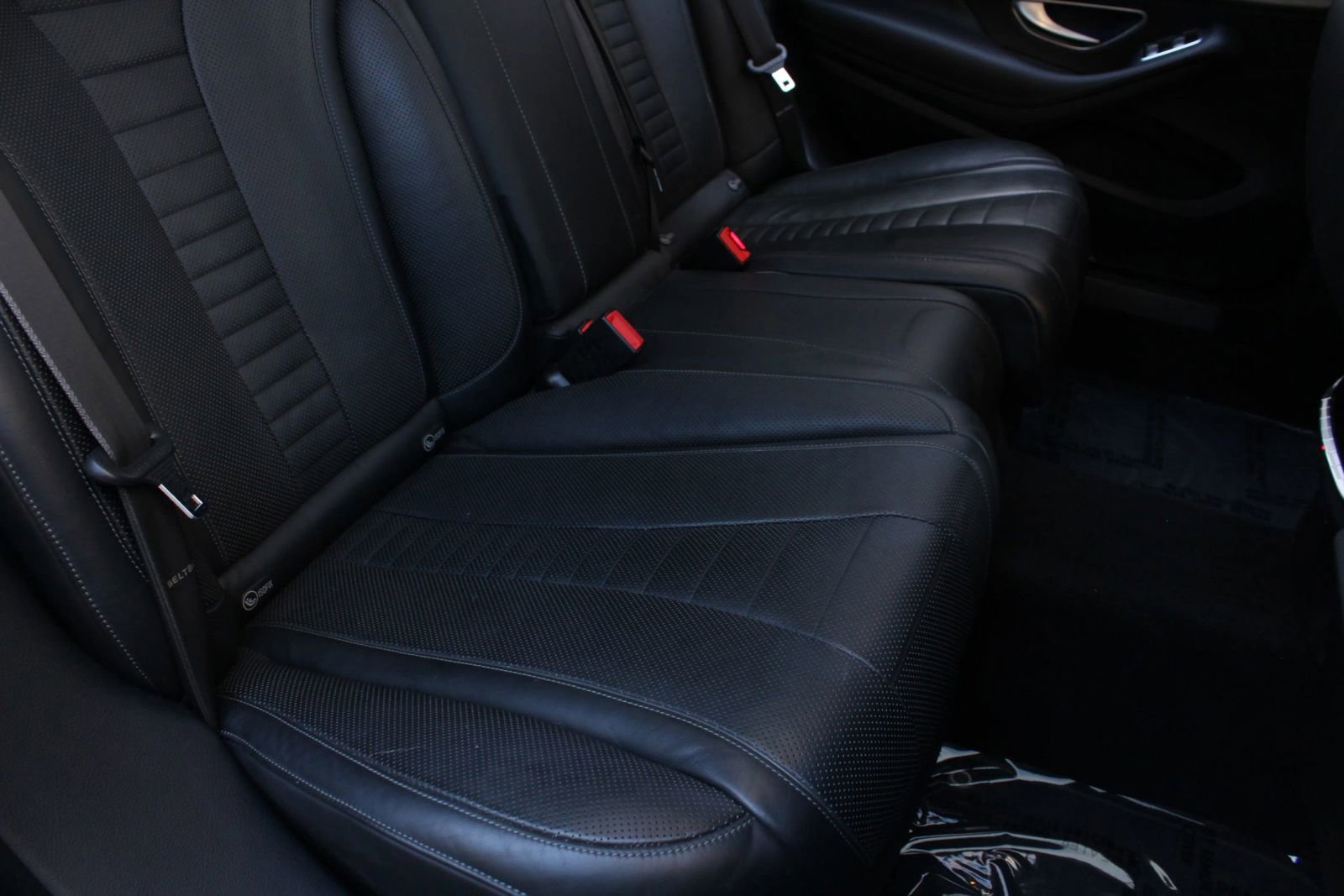 Used 2015 Mercedes-Benz S 550 4MATIC Sedan image 28