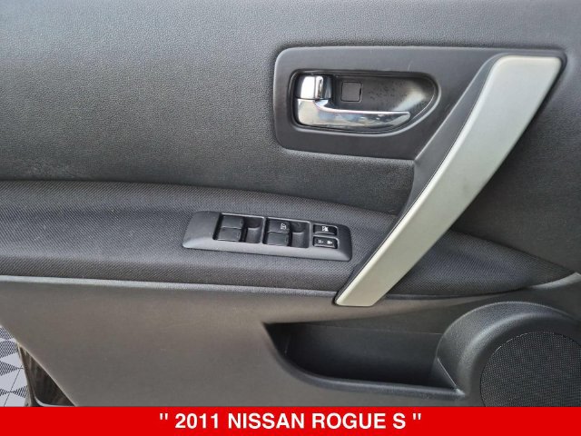 Used 2011 Nissan Rogue S AWD/4WD image 11