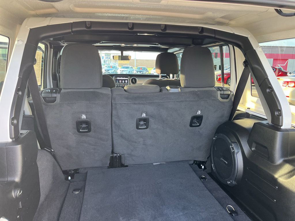 Used 2021 Jeep Wrangler Unlimited Sport image 32