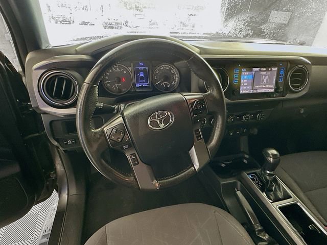 Used 2019 Toyota Tacoma TRD Sport image 8