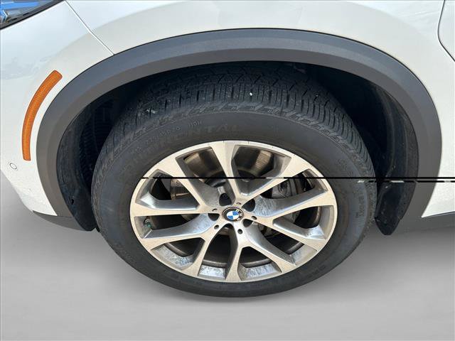 Used 2026 BMW X5 xDrive50e AWD/4WD image 9