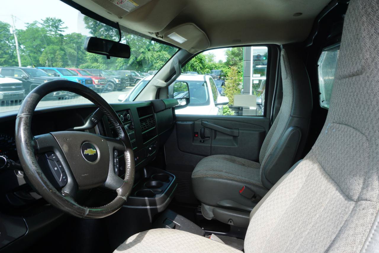 Used 2021 Chevrolet Express 2500 w/ Enhanced Convenience Package RWD image 14