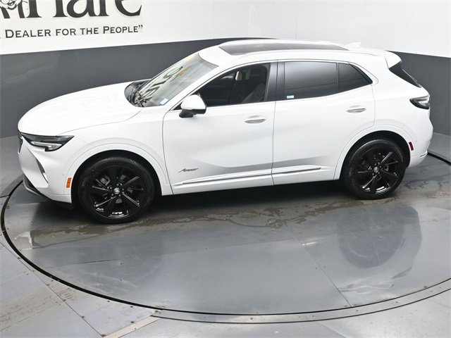 Used 2022 Buick Envision Avenir w/ Technology Package II image 58