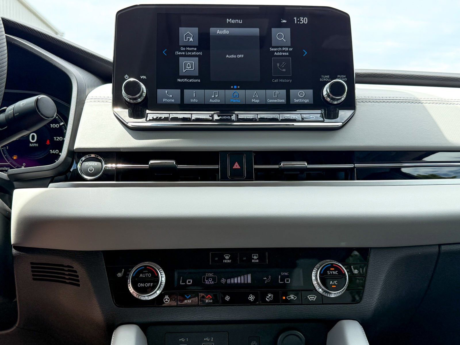 New 2025 Mitsubishi Outlander SEL image 28