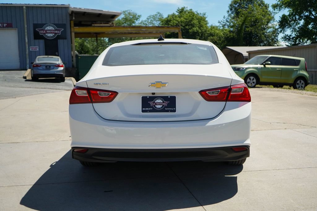 Used 2022 Chevrolet Malibu LS image 18