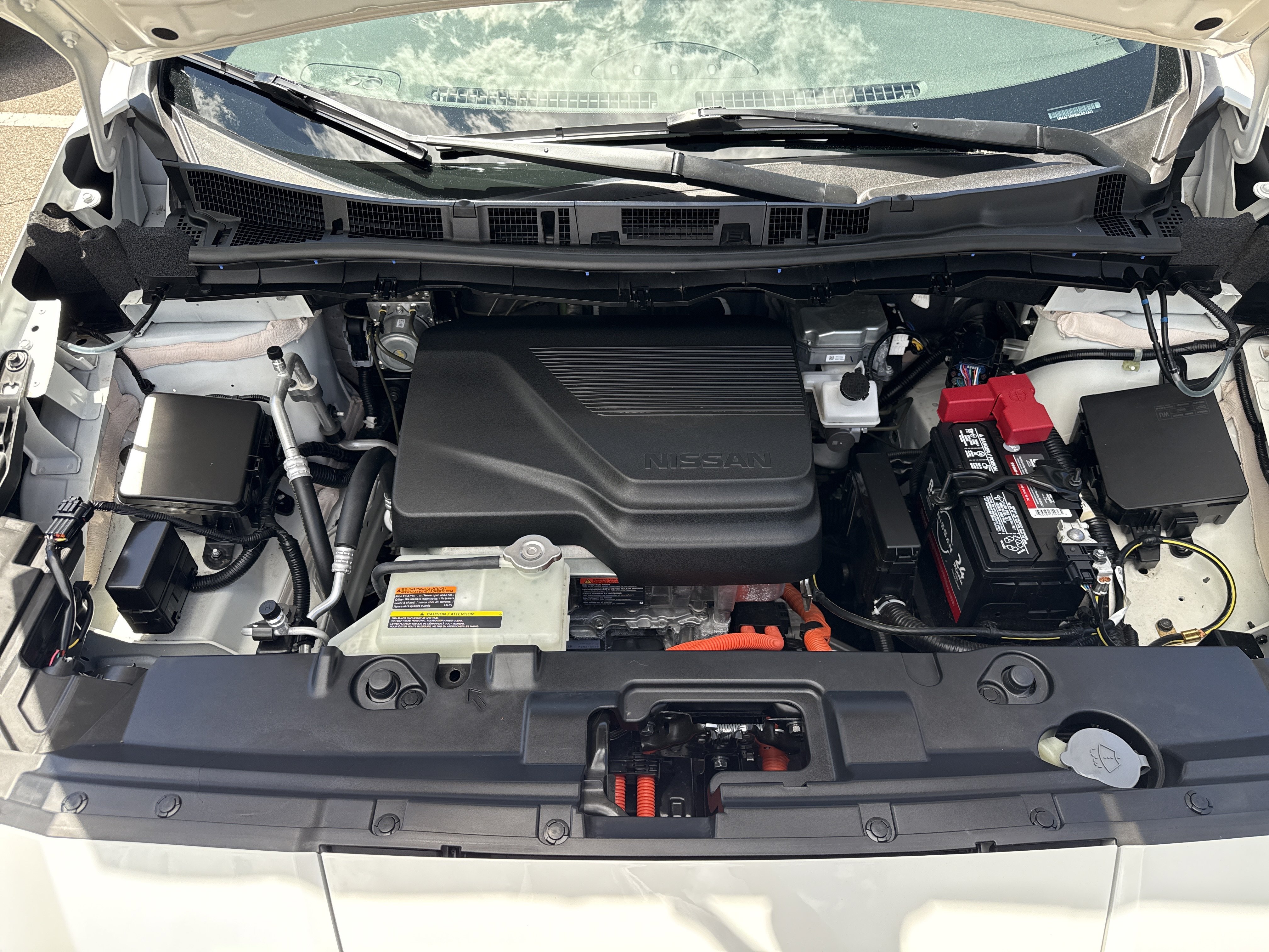 Certified 2025 Nissan Leaf S FWD image 12