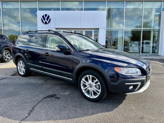 Used 2016 Volvo XC70 T5 Platinum w/ Climate Package