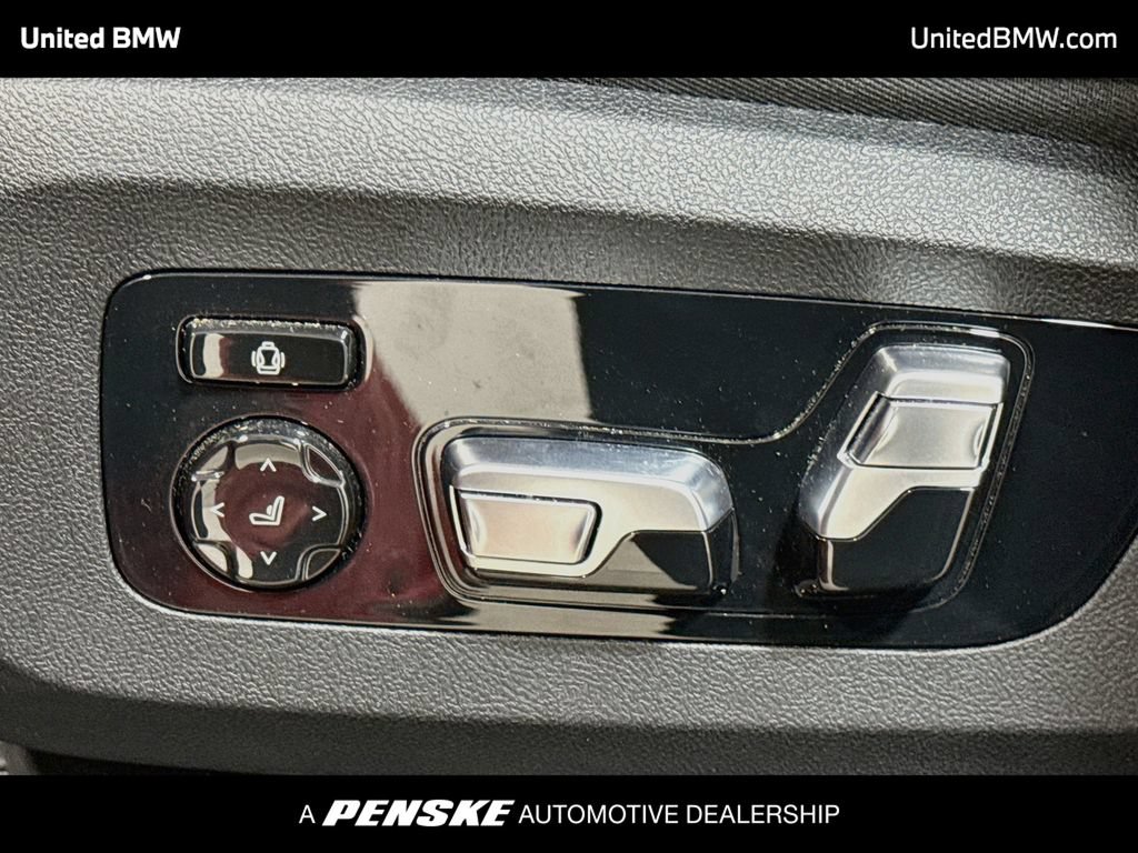 Used 2023 BMW XM AWD/4WD image 11