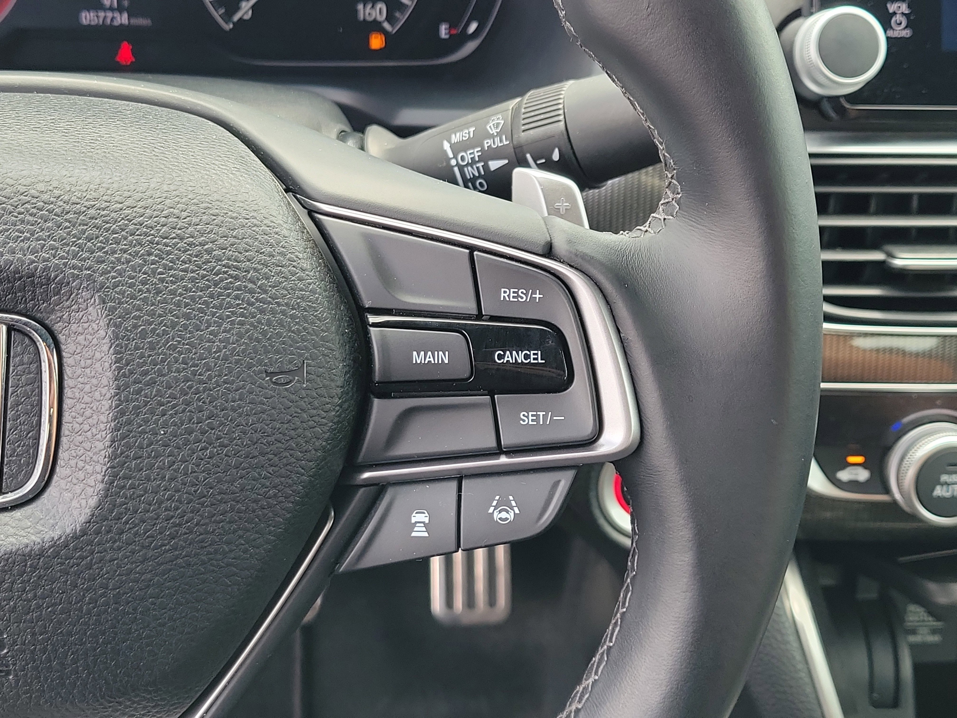 Used 2018 Honda Accord Sport image 23