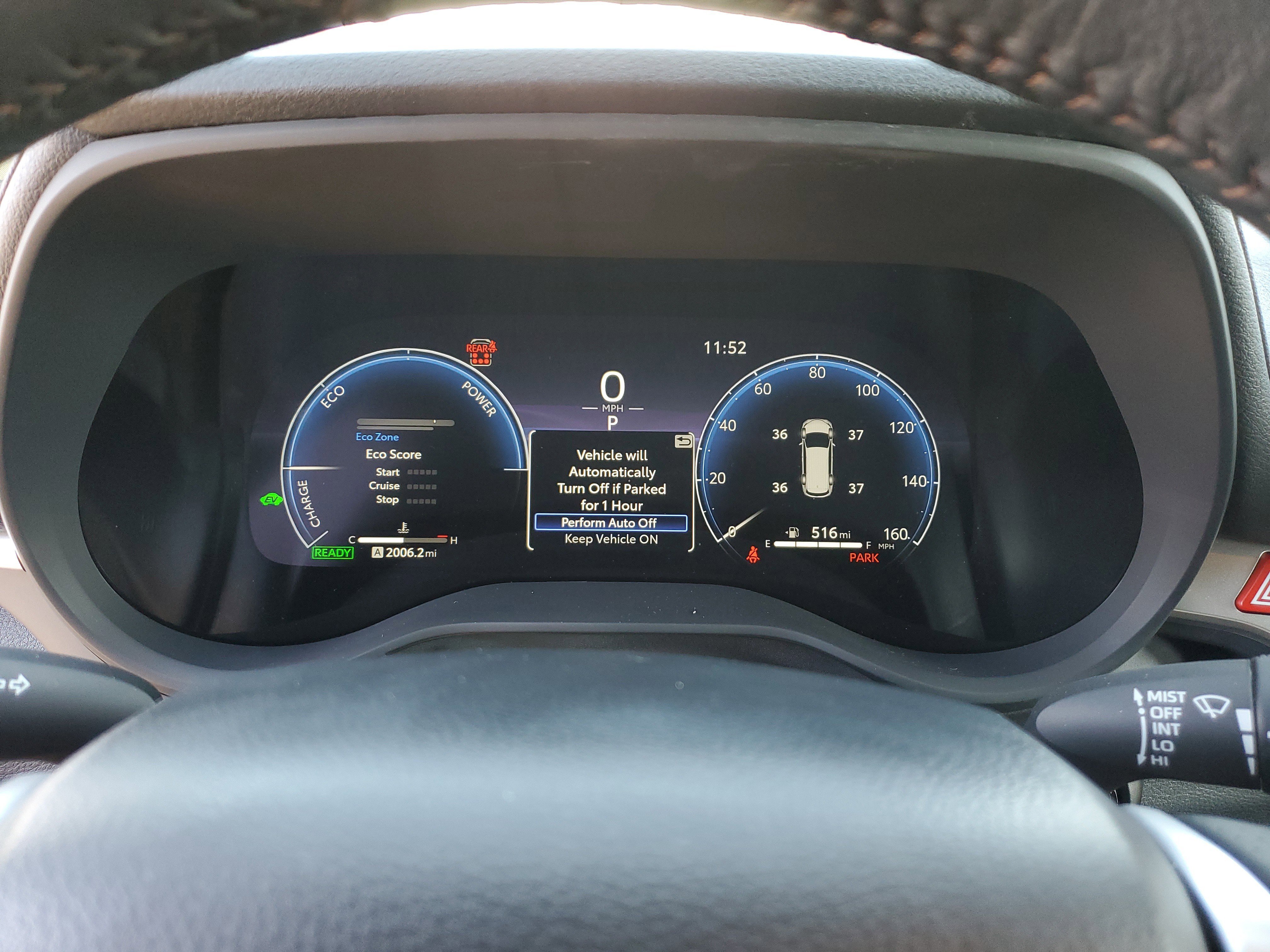 Used 2025 Toyota Sienna Limited image 25