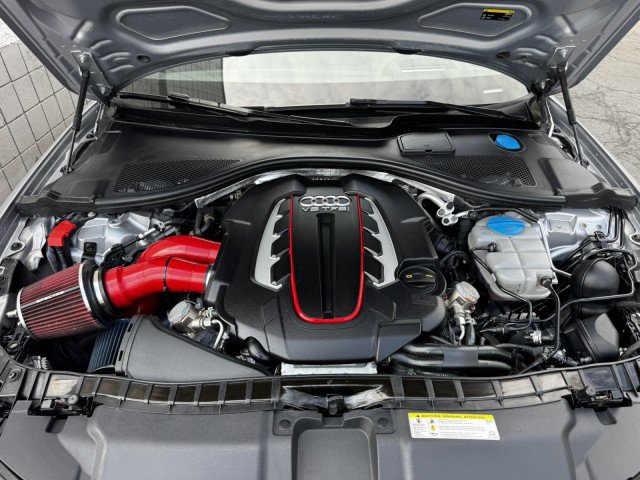 Used 2018 Audi S6 Prestige w/ Prestige Package image 2