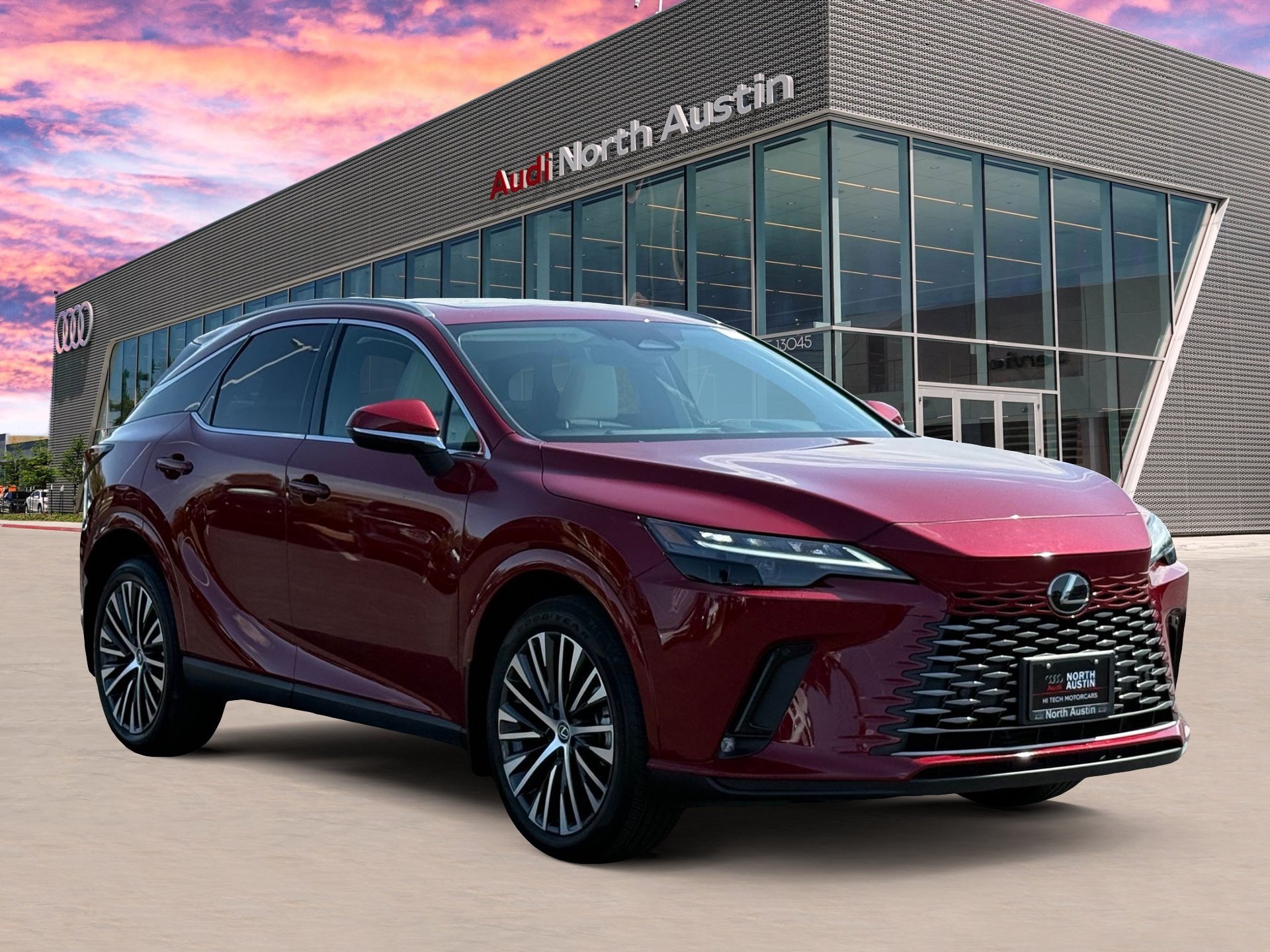 Used 2024 Lexus RX 350h AWD/4WD image 2