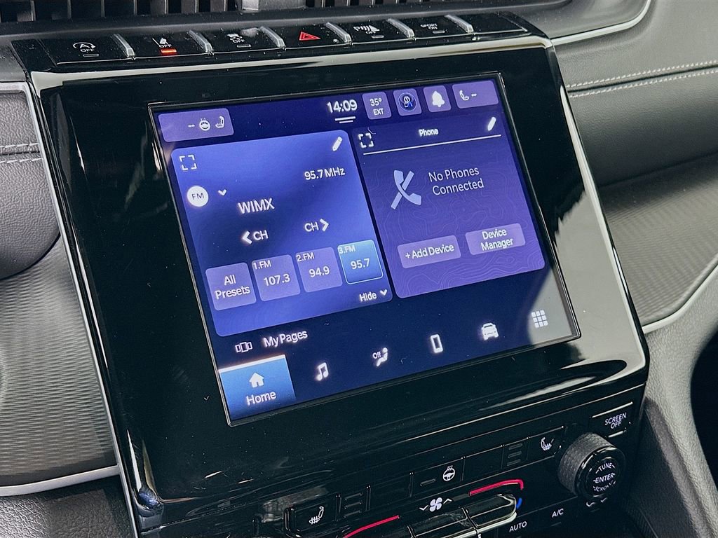 Certified 2024 Jeep Grand Cherokee Altitude image 24