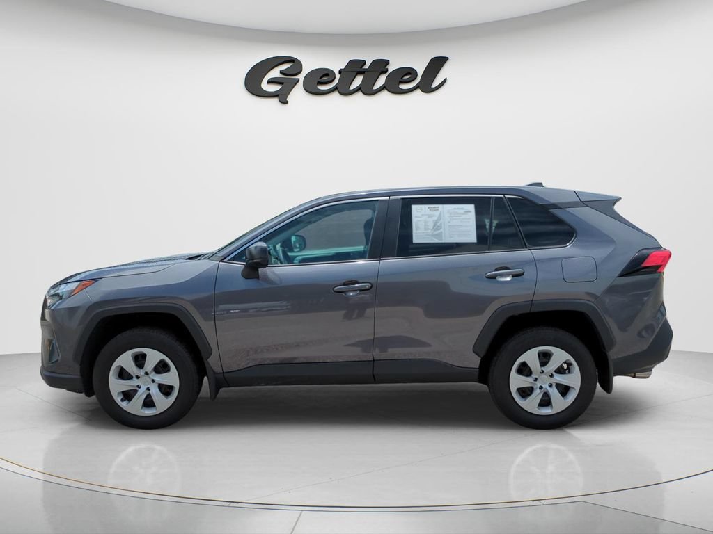 Used 2025 Toyota RAV4 LE FWD image 8